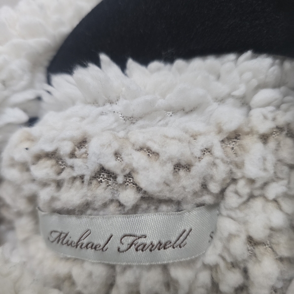 Michael Farrell | Cozy Sherpa Quarter-Zip Pullover - Picture 3 of 12